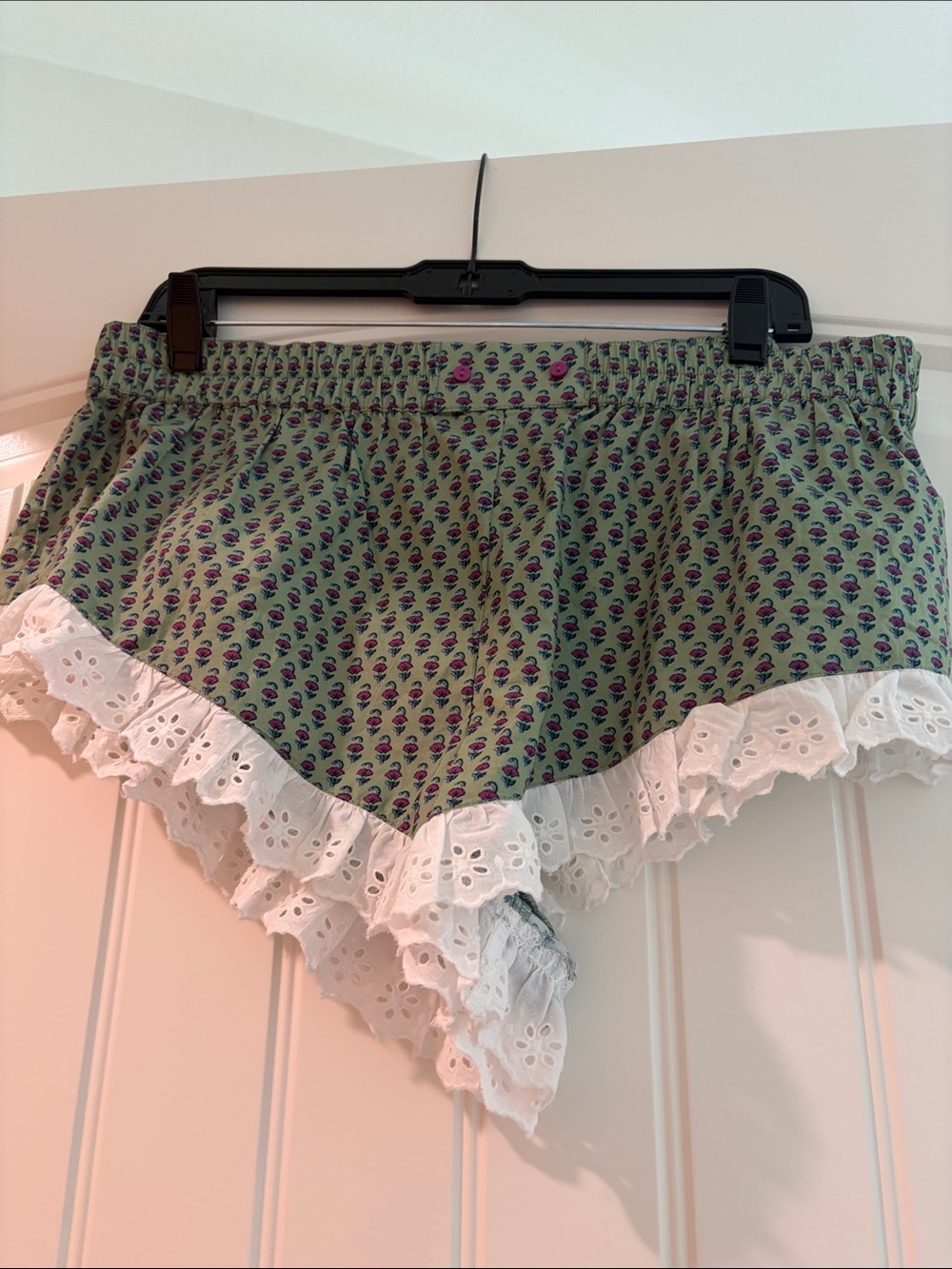NWT Anthropologie Green Floral Ruffle Trim Shorts